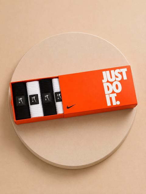 نمای کامل پک جوراب ساق‌دار طرح Nike Air