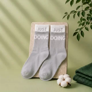 نمایش رنگ‌بندی جوراب ساق‌دار JUST DOING