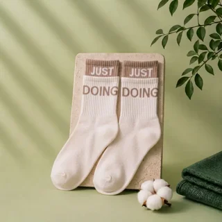 نمایش رنگ‌بندی جوراب ساق‌دار JUST DOING